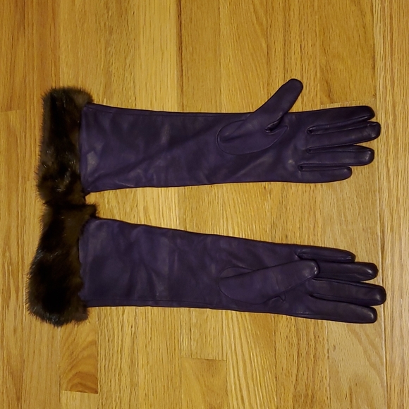Coach Leather and Mink Gloves - Picture 4 of 9
